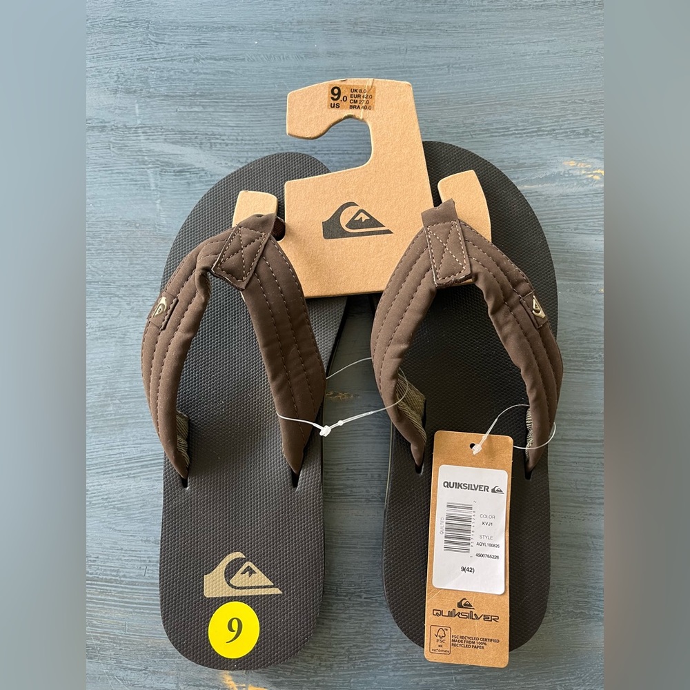 Quicksilver Brown Sandals. Mens Size 9. NWT